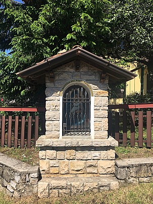 cappella via manzoni 1