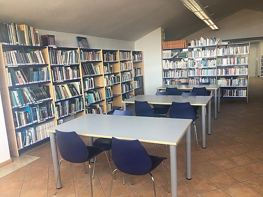 biblioteca 11
