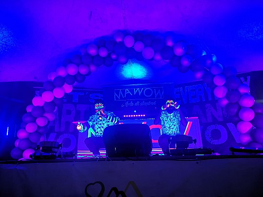 animatori serata fluo