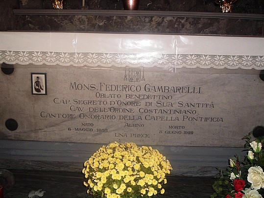 15 sepoltura Gambarelli Albino